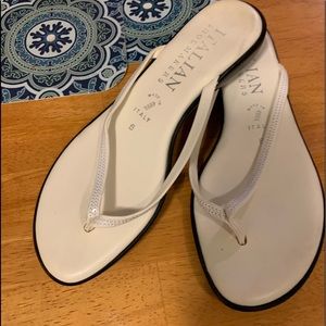 Italian flip-flops 🌺